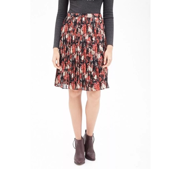 Forever 21 Contemporary Floral Pleated Skirt S M - Picture 5 of 6